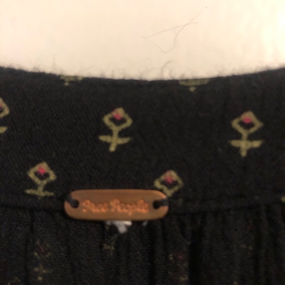 Free People Tunic - fits a M (loose fit). - Picture 2 of 7